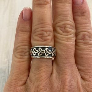 Beautiful vintage celtic ring size 7